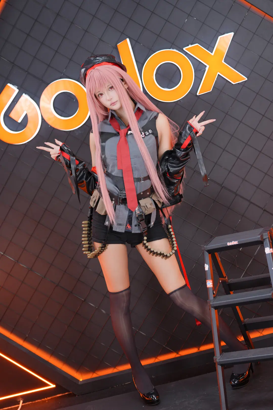 【拉毗cos】胜利女神战术装备漫展场照