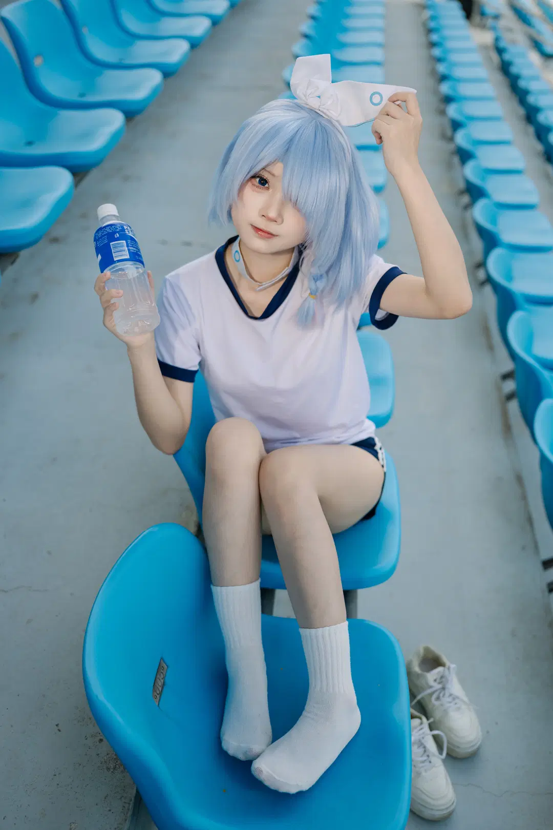 【阿罗娜cos】体育场的蓝白夏日，体操服日常记录