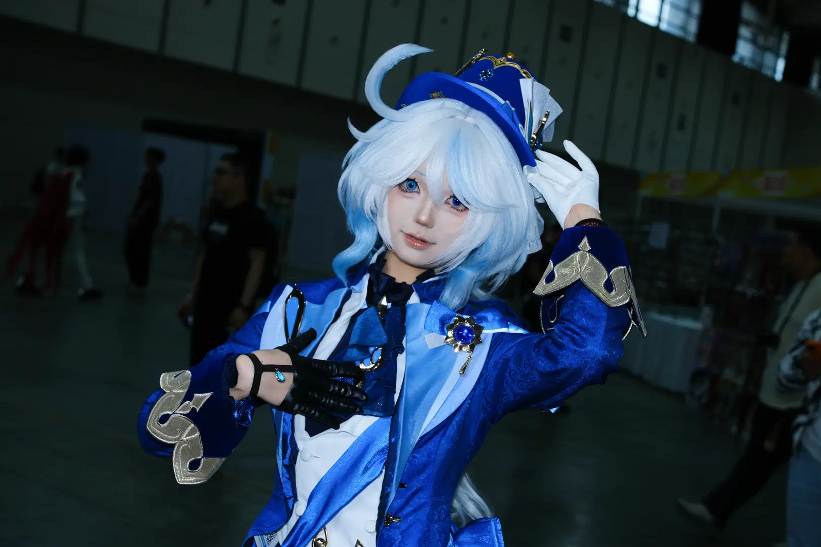 【芙宁娜cos】原神宝蓝制服，礼帽权杖演绎枫丹风情 - 小鱼大王 - 第2张