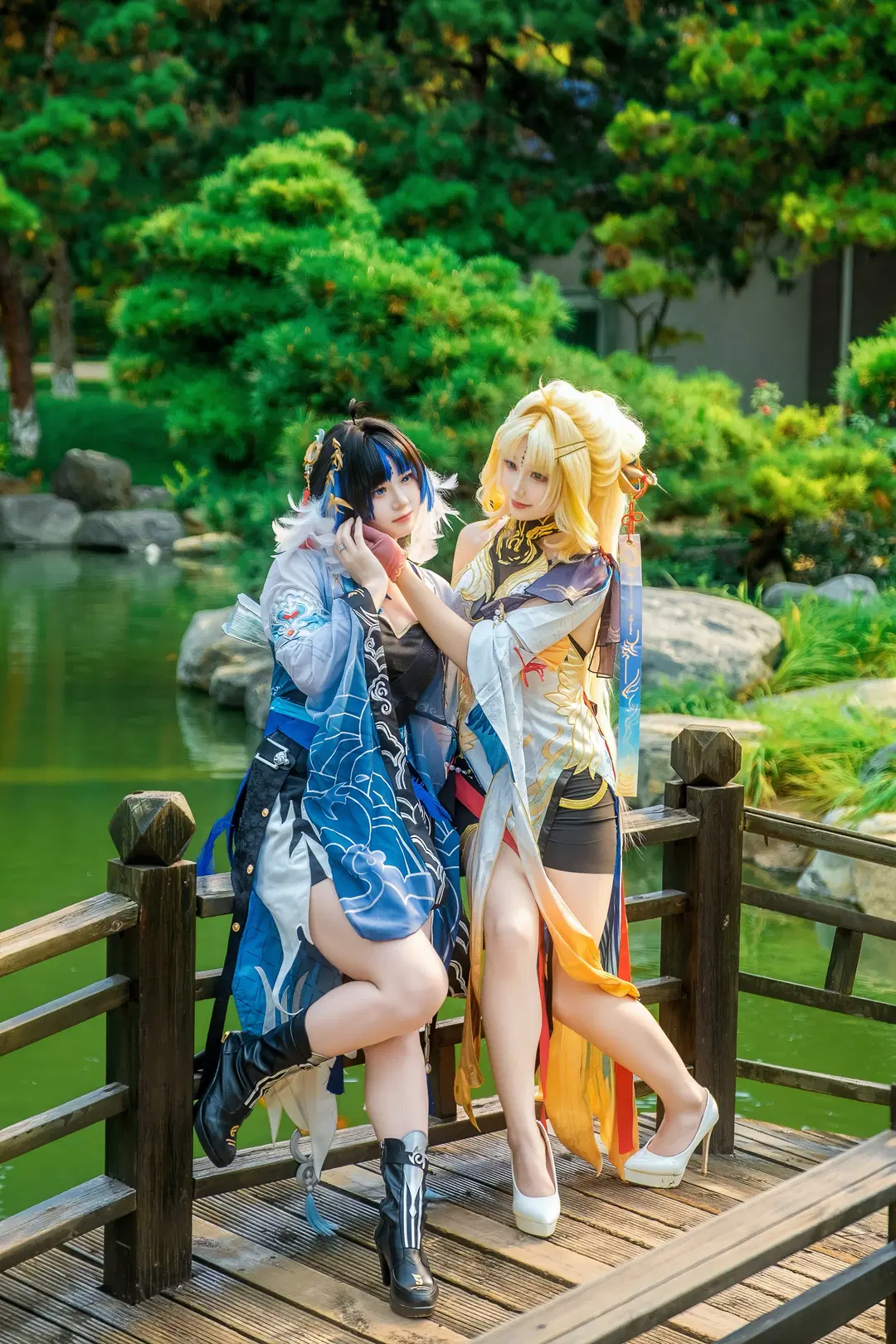 【穗穗秧秧cos】鸣潮姐妹花的园林日常 - Schmidt_R2_Schilling - 第6张