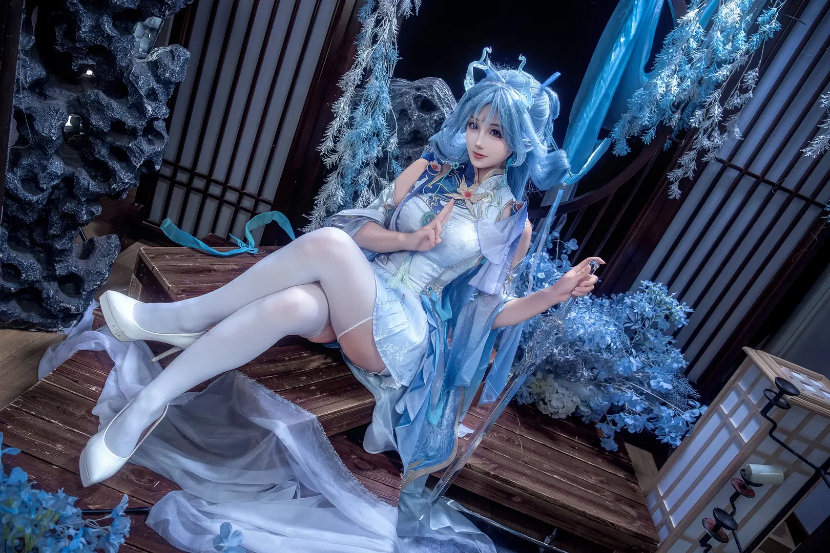 Wuthering Waves, Cosplay photoshoot, White stockings, Wuthering Waves cosplay, Qingxiao cosplay