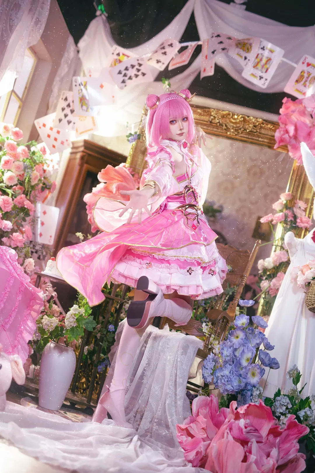 [Chen Ying'er cosplay] Throne of Seal Pink Demon Hunters Posing Reference by 玉山铃 - Image 7