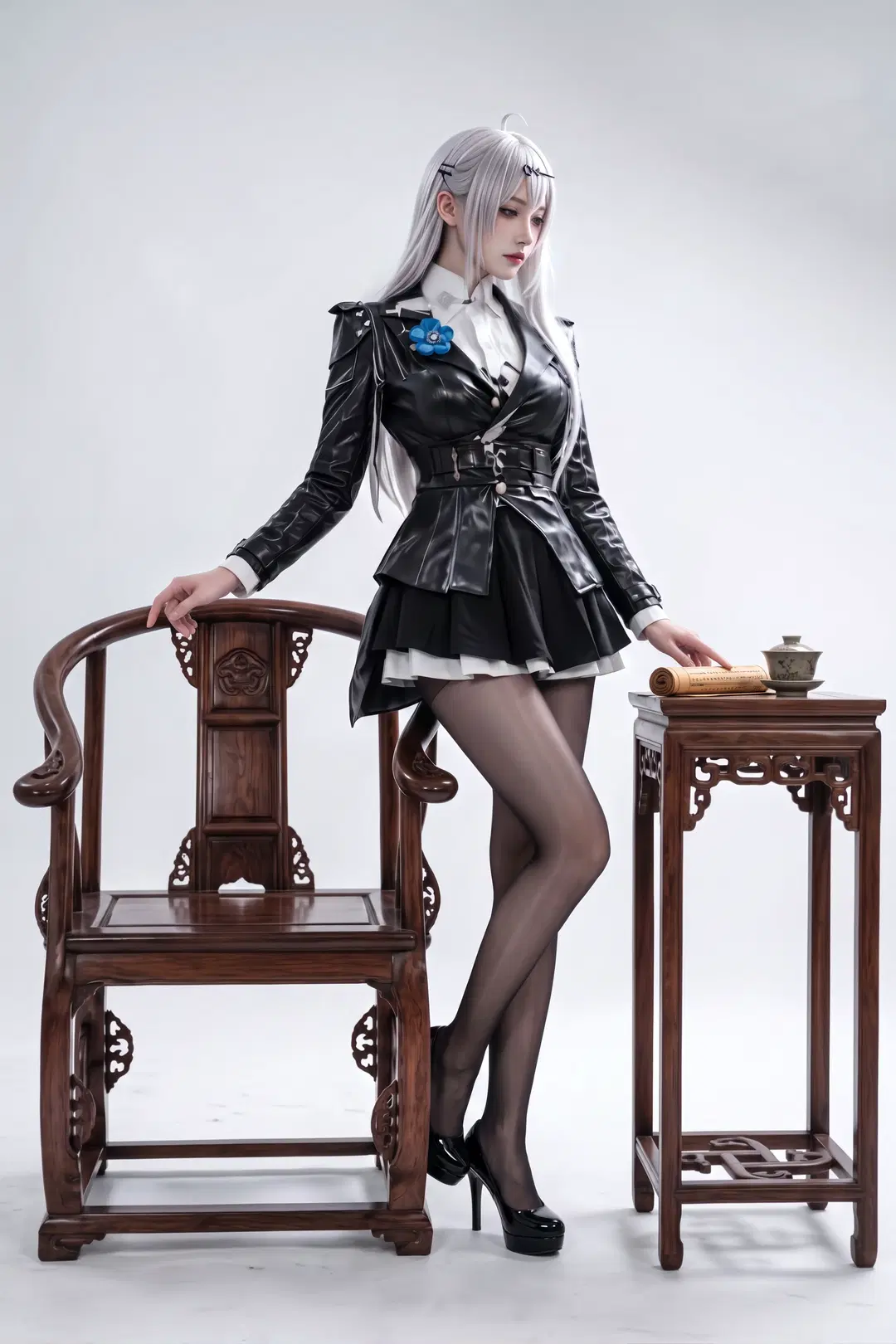 【仪玄cos】绝区零御姐风，黑皮衣与黑丝高跟的搭配 - 西米露📷（随缘找模特） - 第2张