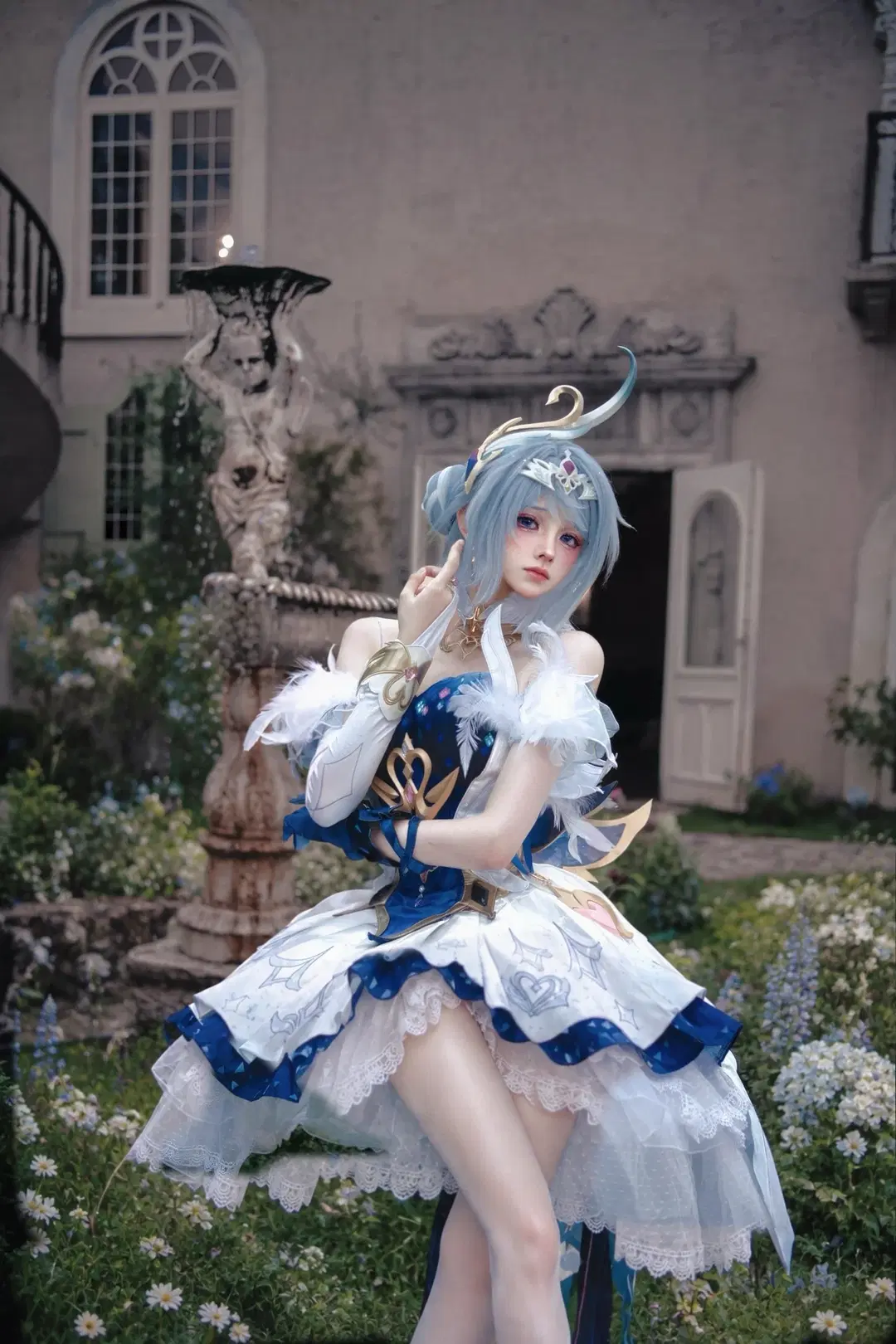 [Odette cosplay] Genshin Impact Ballet-Style Rehabilitation: Are Tears Lighter than Snowflakes? by 拉菲META - Image 2