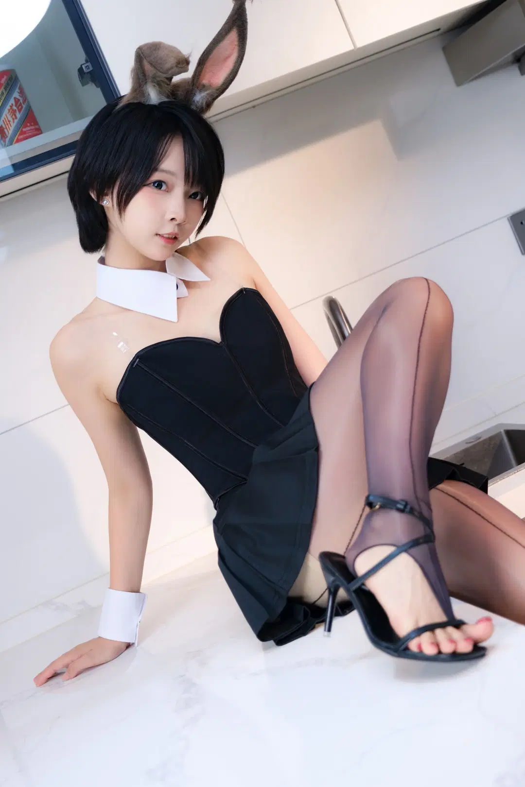 兔女郎主题反差萌摄影写真 - 幻影消失 - 第3张