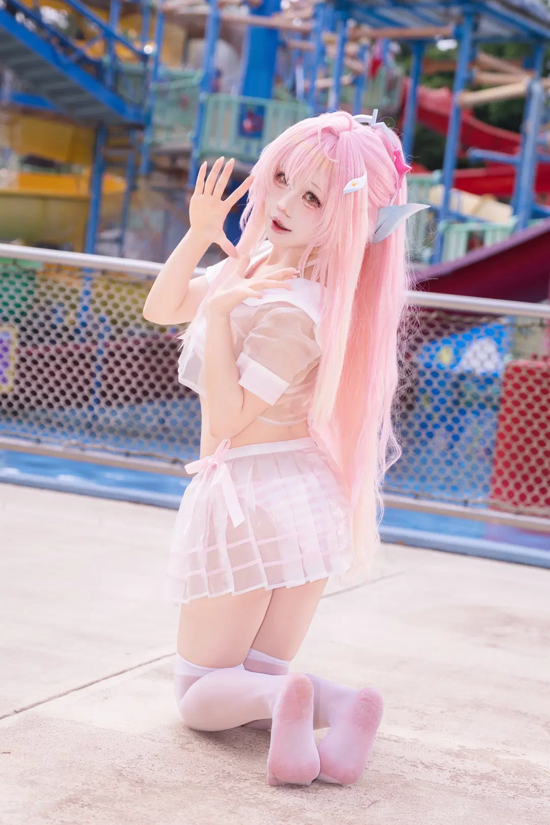 Wuthering Waves, Aemeath Cosplay, Chimelong Water Park, White stockings, Zhi Youyou