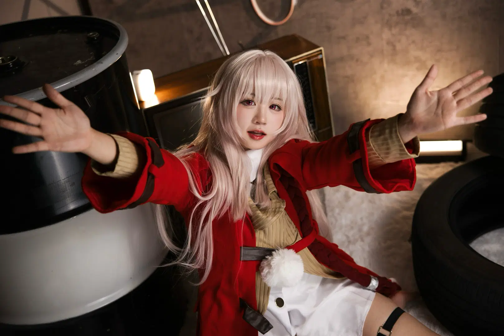 [Clara cosplay] Encountering Honkai: Star Rail in an Abandoned Garage by 胖丁丸 - Image 4