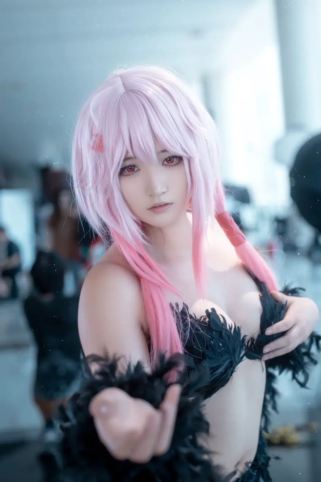 [Yuzuriha Inori cosplay] Crown of Thorns from Guilty Crown: Dashing Cool Meets Alluring Charm at the Anime Expo by mile7758 - Image 6
