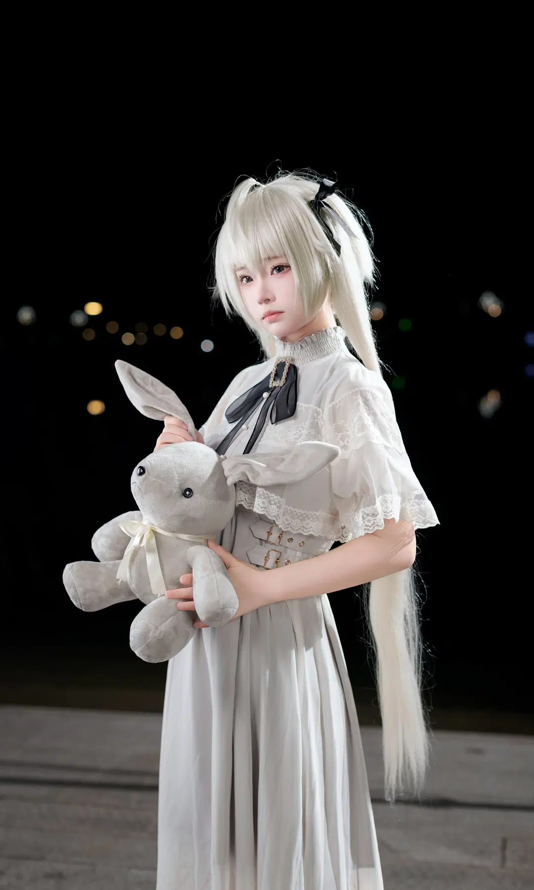 【春日野穹cos】缘之空里的经典银发白裙造型 - 欧卡司机罗师傅 - 第7张