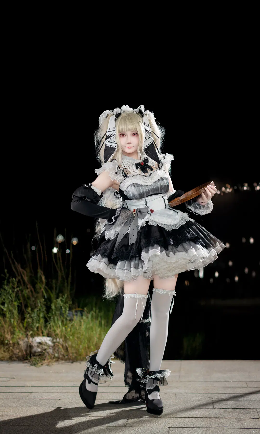 【可畏cos】碧蓝航线里的黑白女仆 - 欧卡司机罗师傅 - 第2张