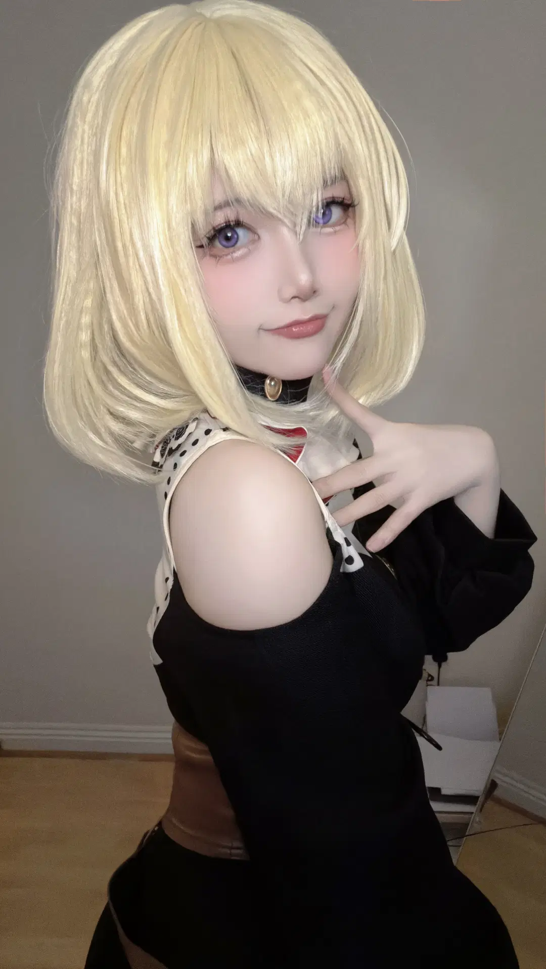 【三角初华cos】复古黑红洋装与束腰搭配记录 - 津岛小恶魔😈 - 第2张