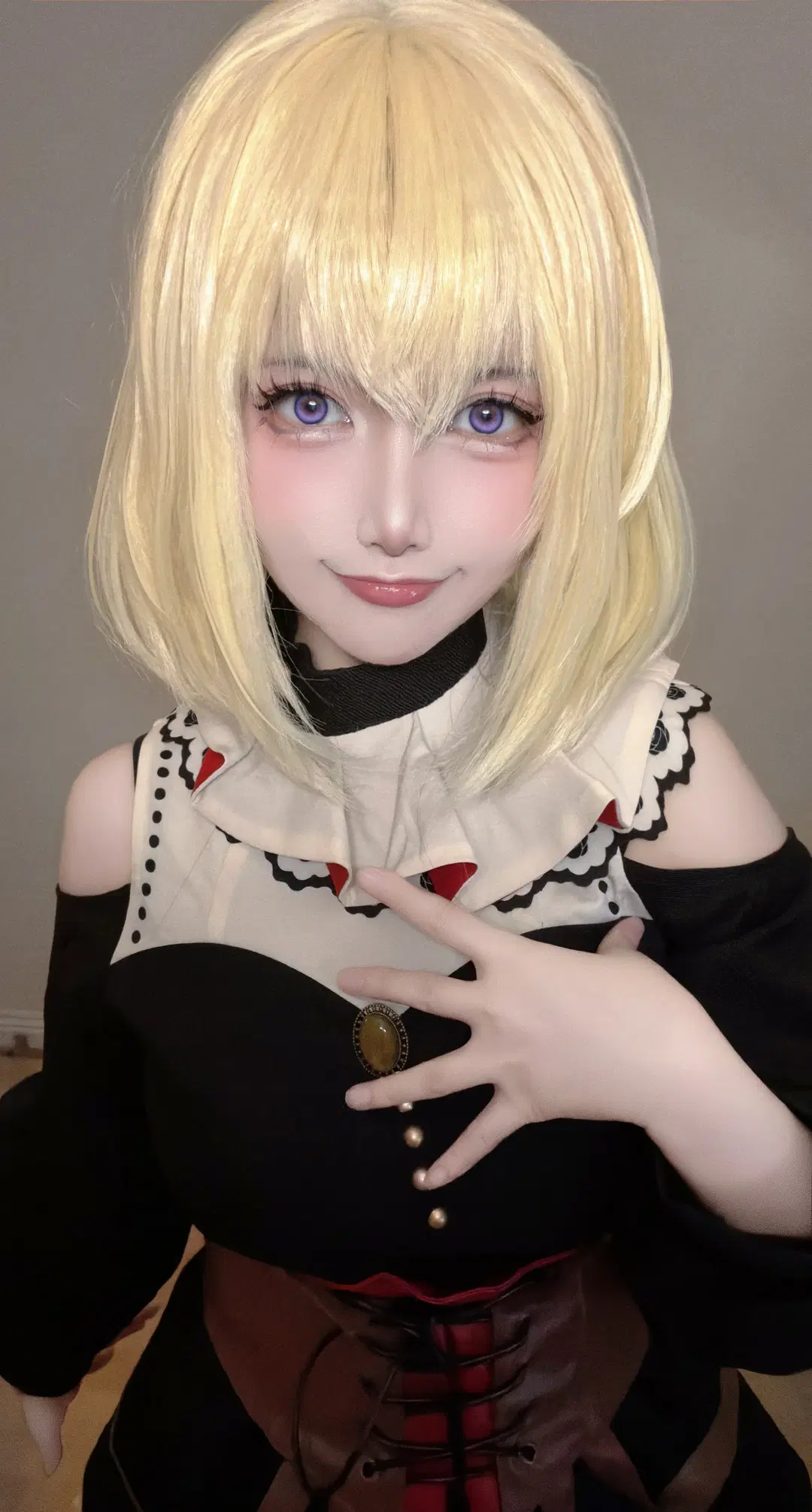 【三角初华cos】复古黑红洋装与束腰搭配记录 - 津岛小恶魔😈 - 第3张