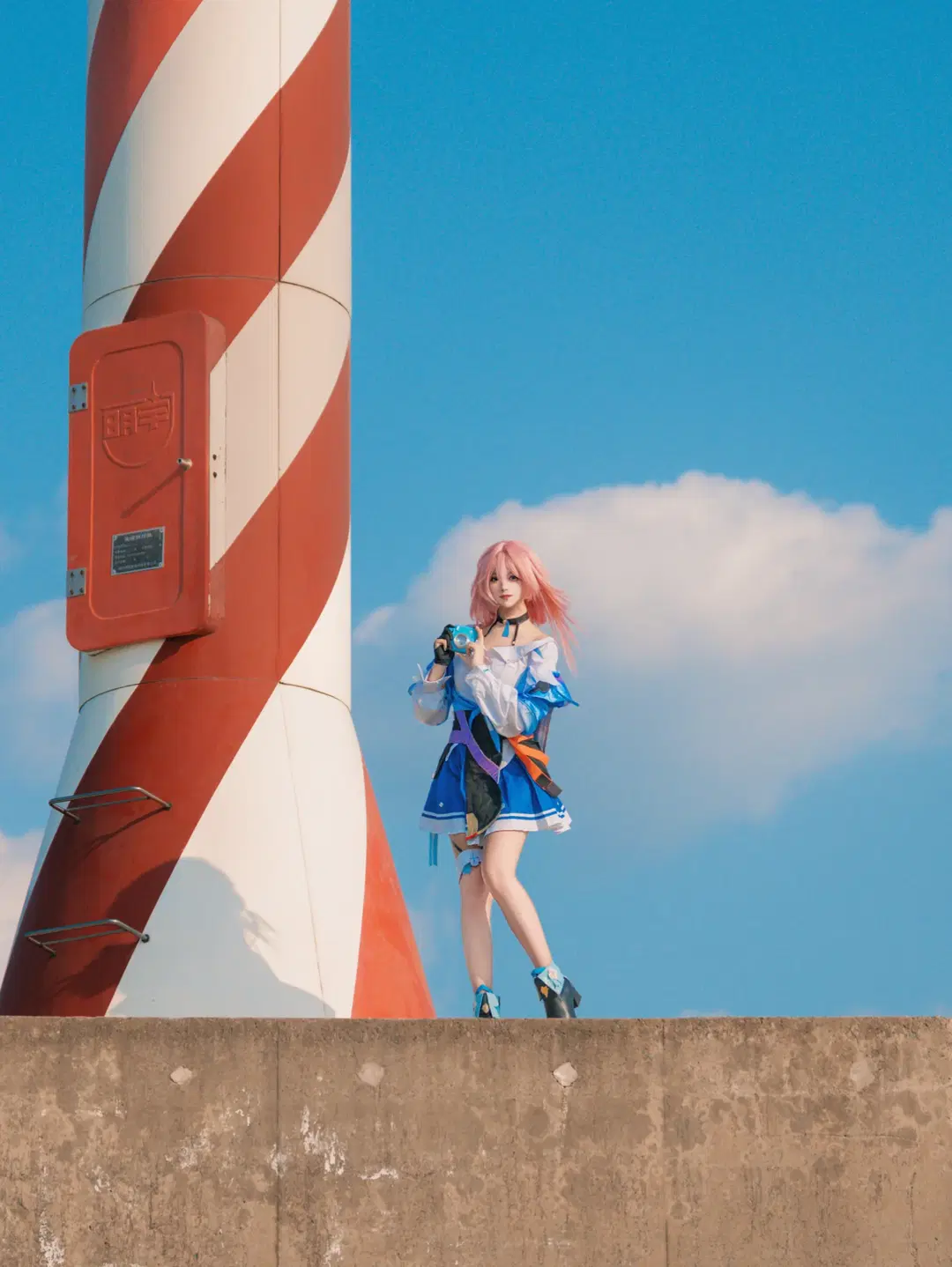 cosplay, 崩坏星穹铁道, 三月七cos, 户外拍摄, 粉毛
