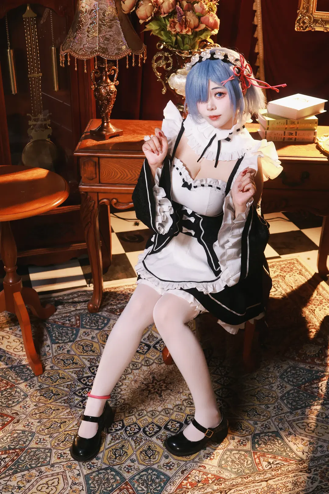 【蕾姆cos】從零開始的異世界生活，復古畫框中的白絲女僕 - Little Z - 第3張