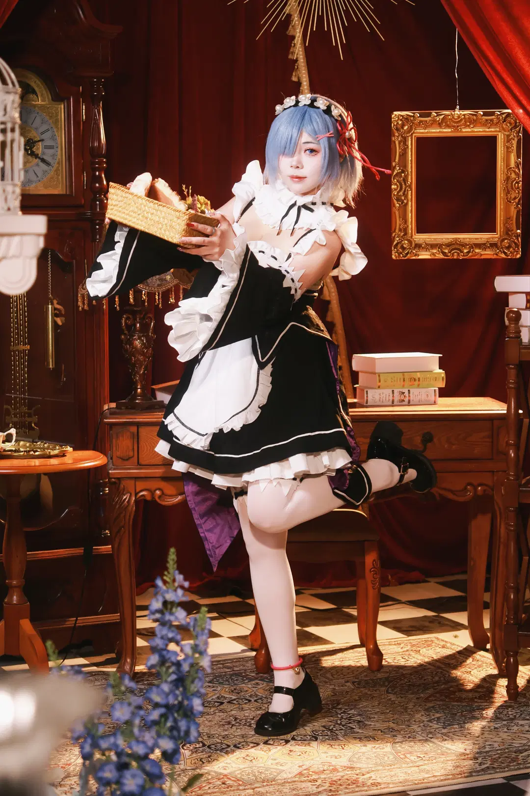【蕾姆cos】從零開始的異世界生活，復古畫框中的白絲女僕 - Little Z - 第4張