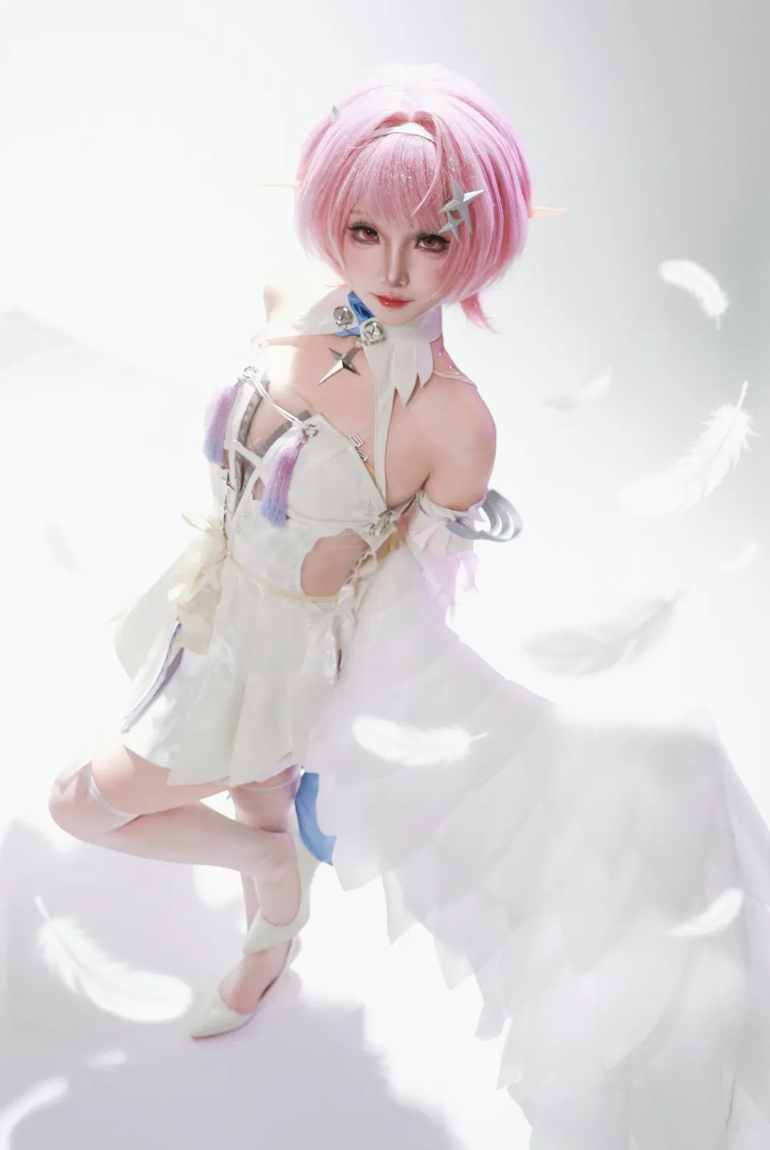 【蕾米埃尔『C』cos】绝区零的纯白羽毛之舞