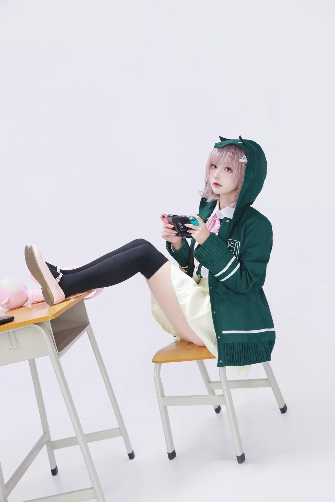 二次元cosplay, 弹丸论破, 七海千秋cos, 黑丝过膝袜, 游戏玩家