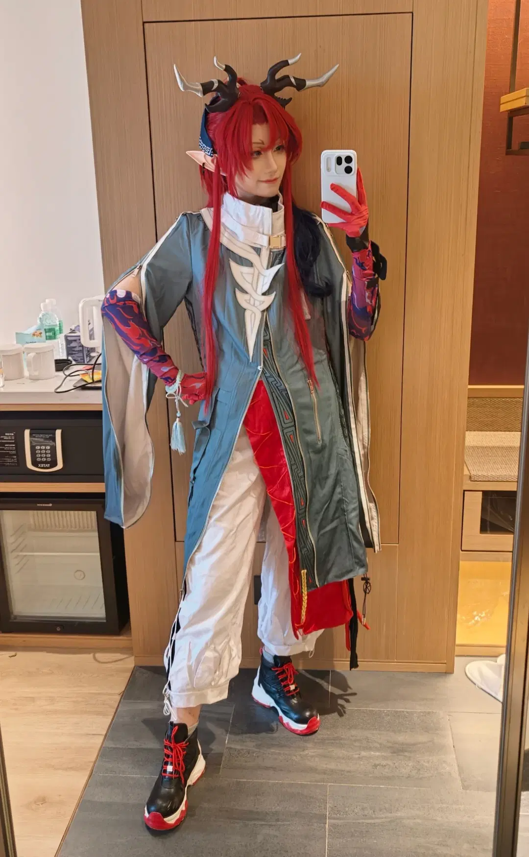 cosplay, 镜面自拍, 明日方舟, 余cos, REDLAND