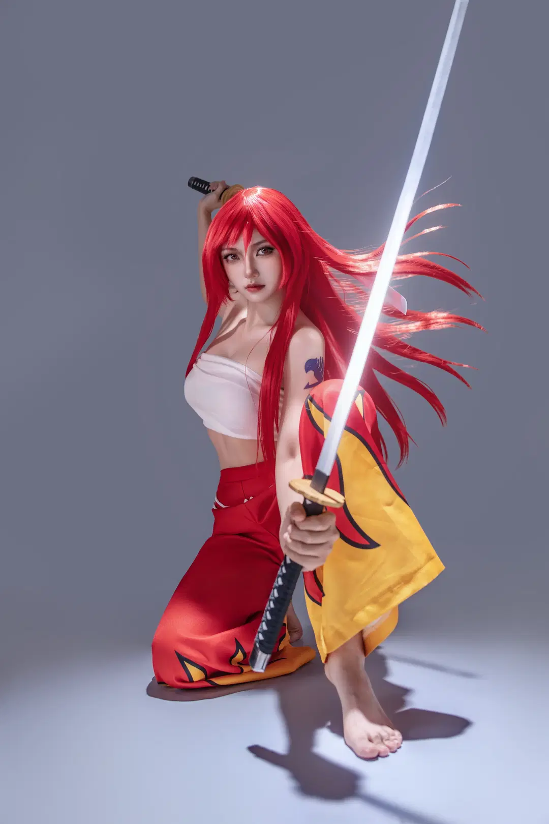 妖精的尾巴艾露莎cos，双刀姿势动作拍摄分享 - 海海📸 - 第2张