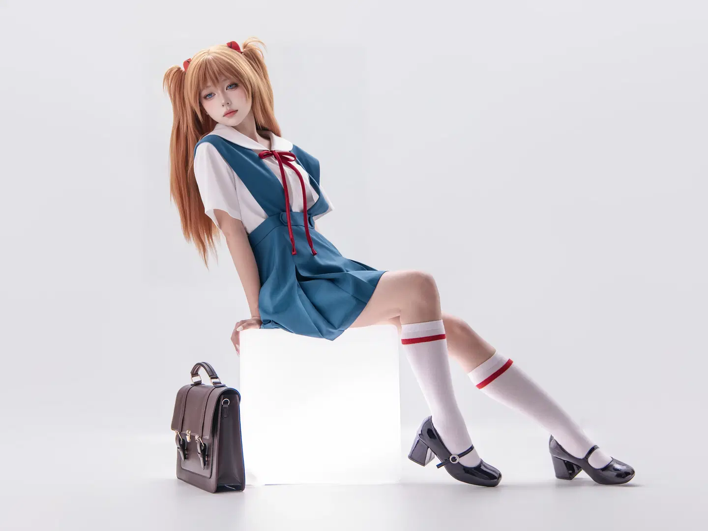 【明日香cos】EVA校服明日香，发光体上的拍摄尝试 - 海海📸 - 第2张