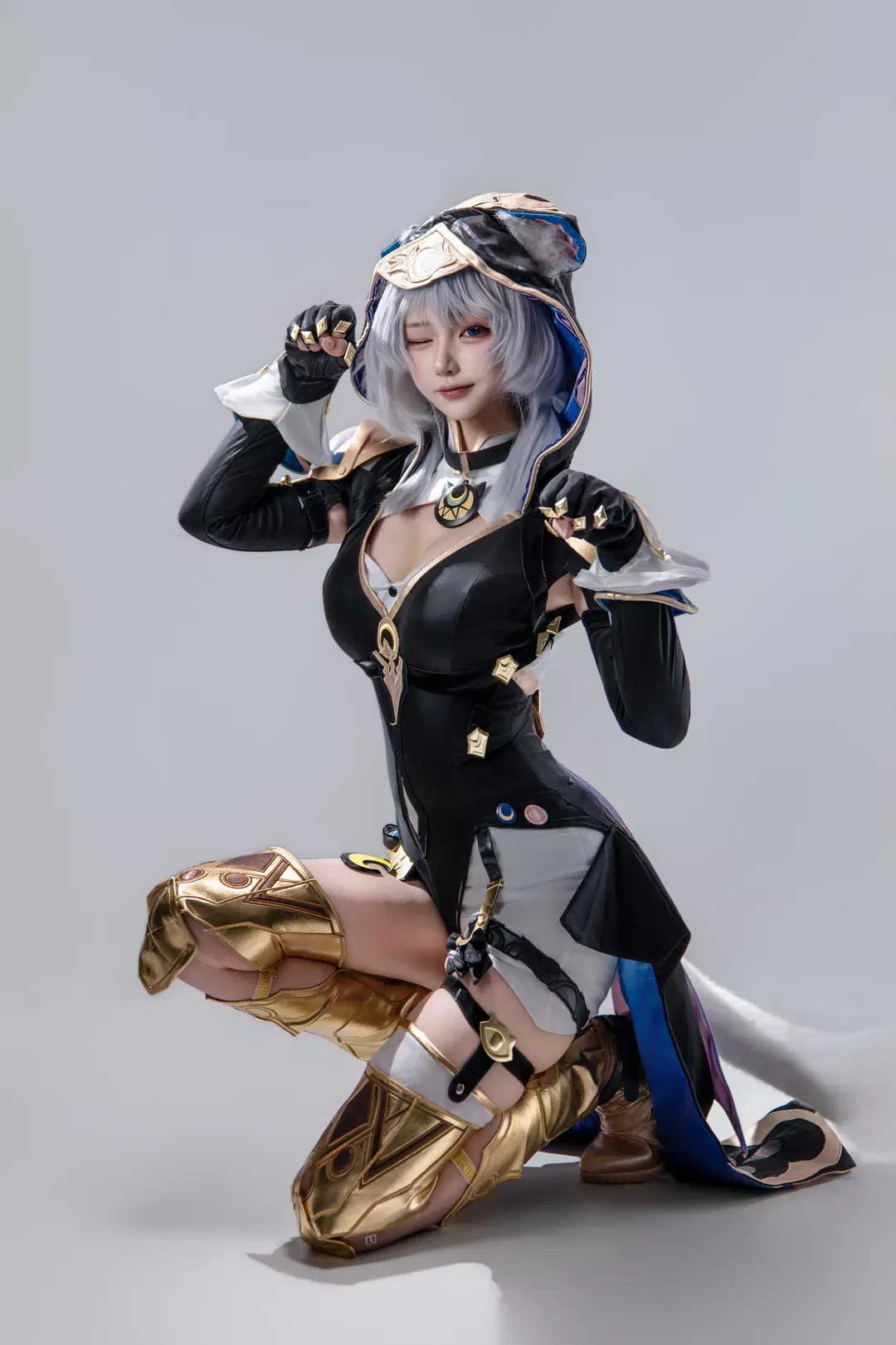 [Cifera Cosplay] The Clash of Metal and Plush Under White Studio Lighting by 海海📸 - Image 10