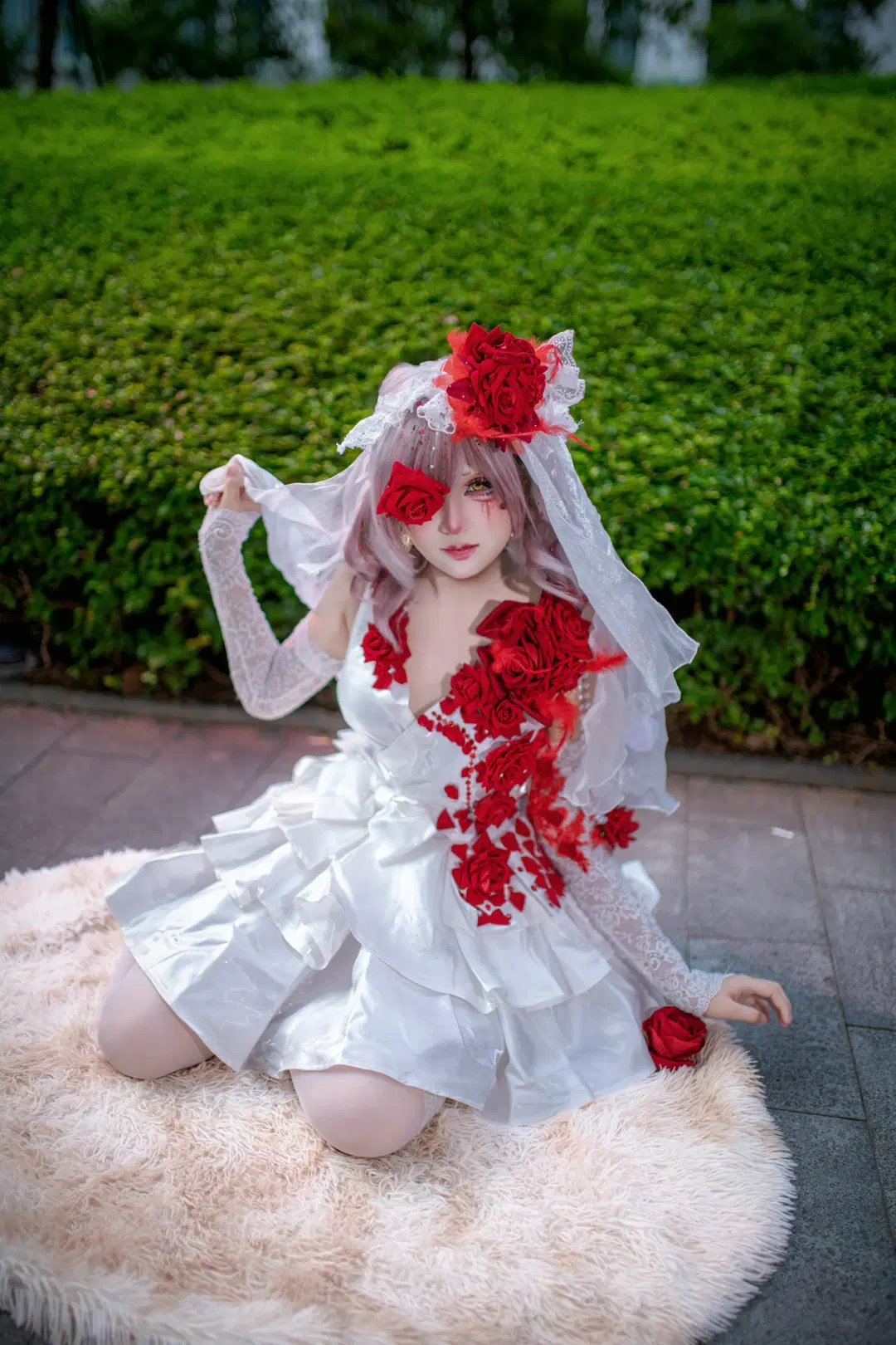 【調香師·猩紅新娘cos】第五人格極致的紅白反差 - 星游酱 - 第5張