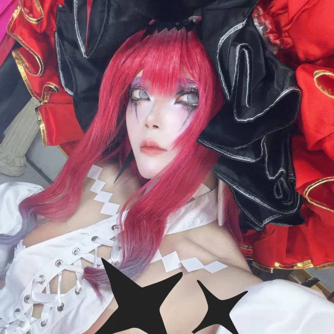 Fate/Grand Order, Tam-lin Tristan cosplay, Baobhan Sith cosplay, FGO cosplay, Red and black gothic cosplay
