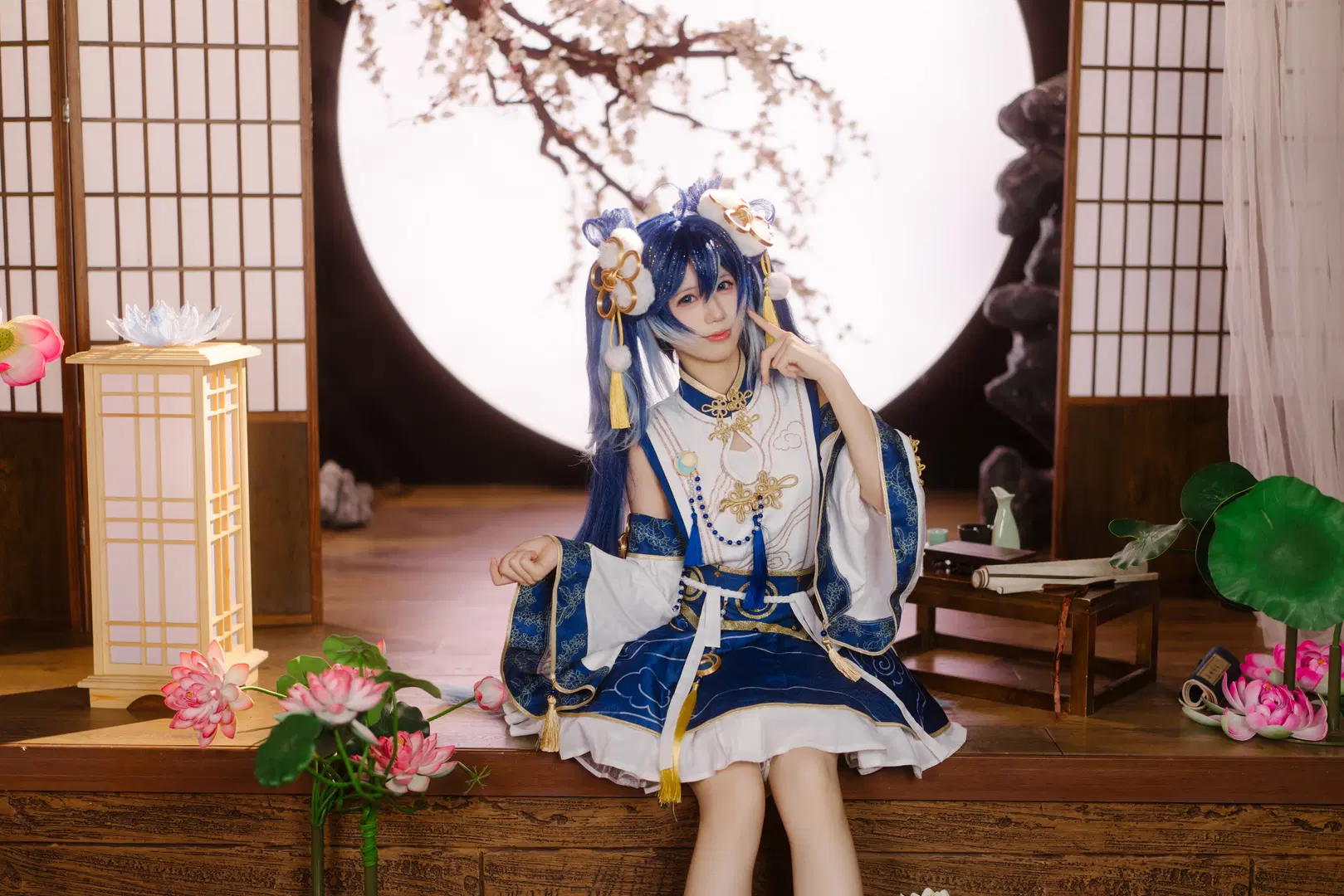 鸣潮, 尤诺cos, 国风cos, 古风少女, 中秋氛围感