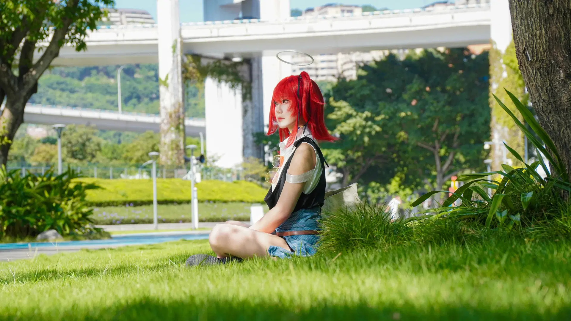 【新约能天使cos】明日方舟夏末高架桥草地外景记录 - 小其 - 第2张