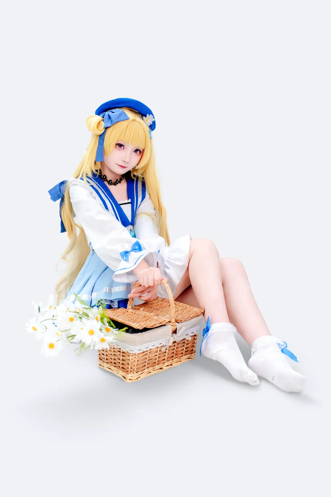 【菲比cos】鳴潮藍白水手風與花籃的碰撞 - 第2張