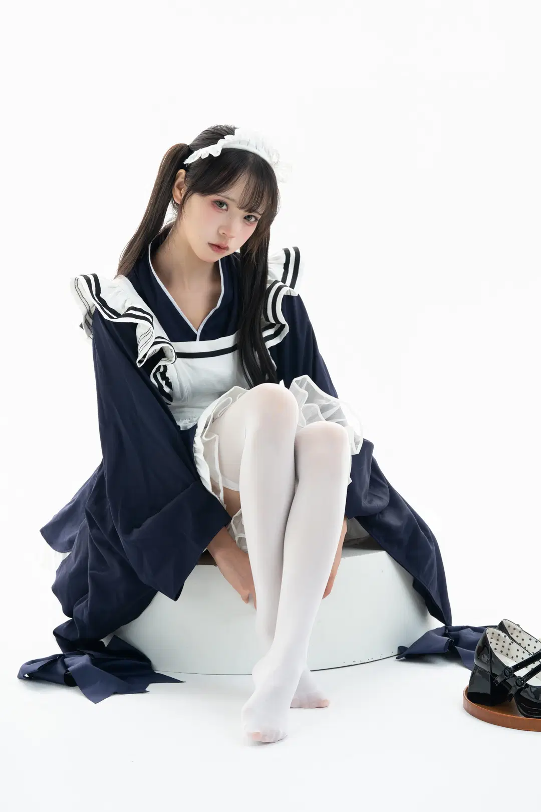 白ホリ和風メイド服撮影テスト：驚異の体幹バランスを披露 - 一只黑猫 - 6枚目