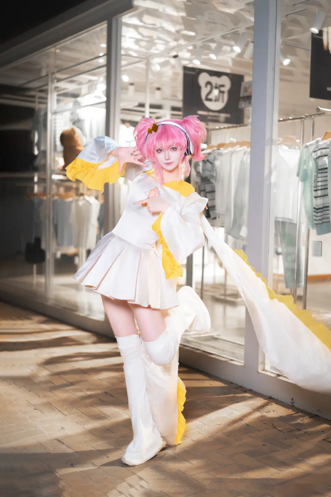 【日奈森亚梦cos】充满活力与张力的夜景舞台风 - 行云 - 第4张