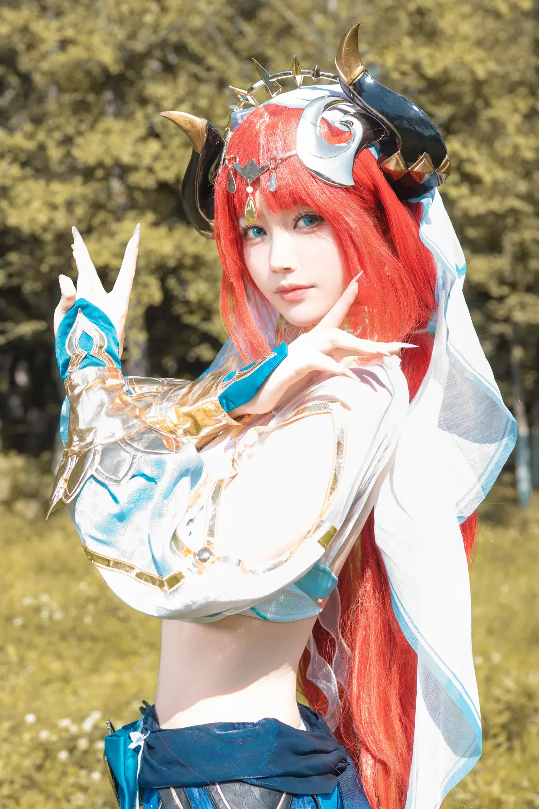 [Nilou cosplay] Red hair cosplay and horns outdoor sweet portrait record by 行云 - Image 3