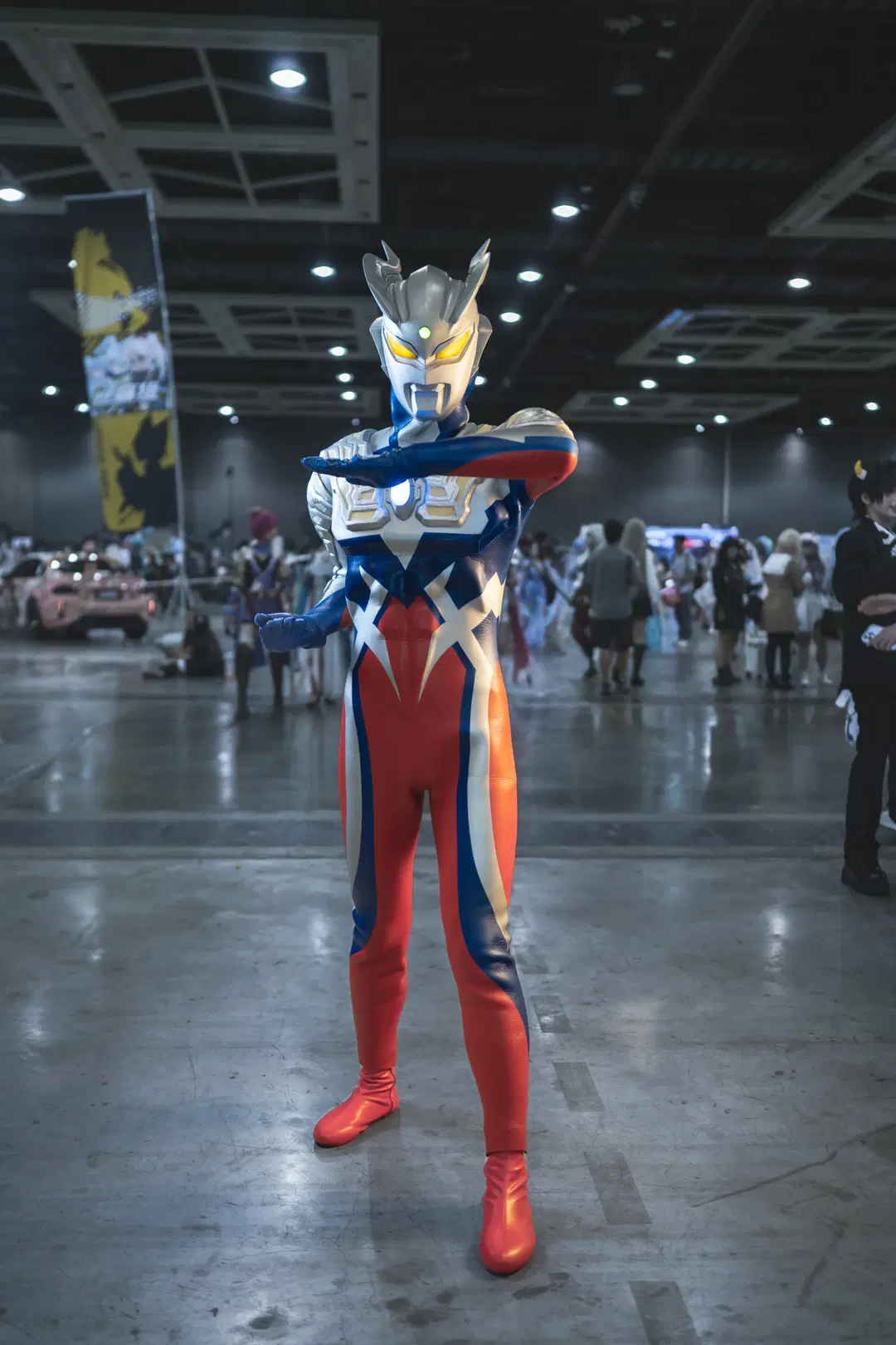 【イベント写真】即席撮影の速報、ネオングリーンコーデとハイニーポーズで切り取る躍動の瞬間 - 行云 - 8枚目