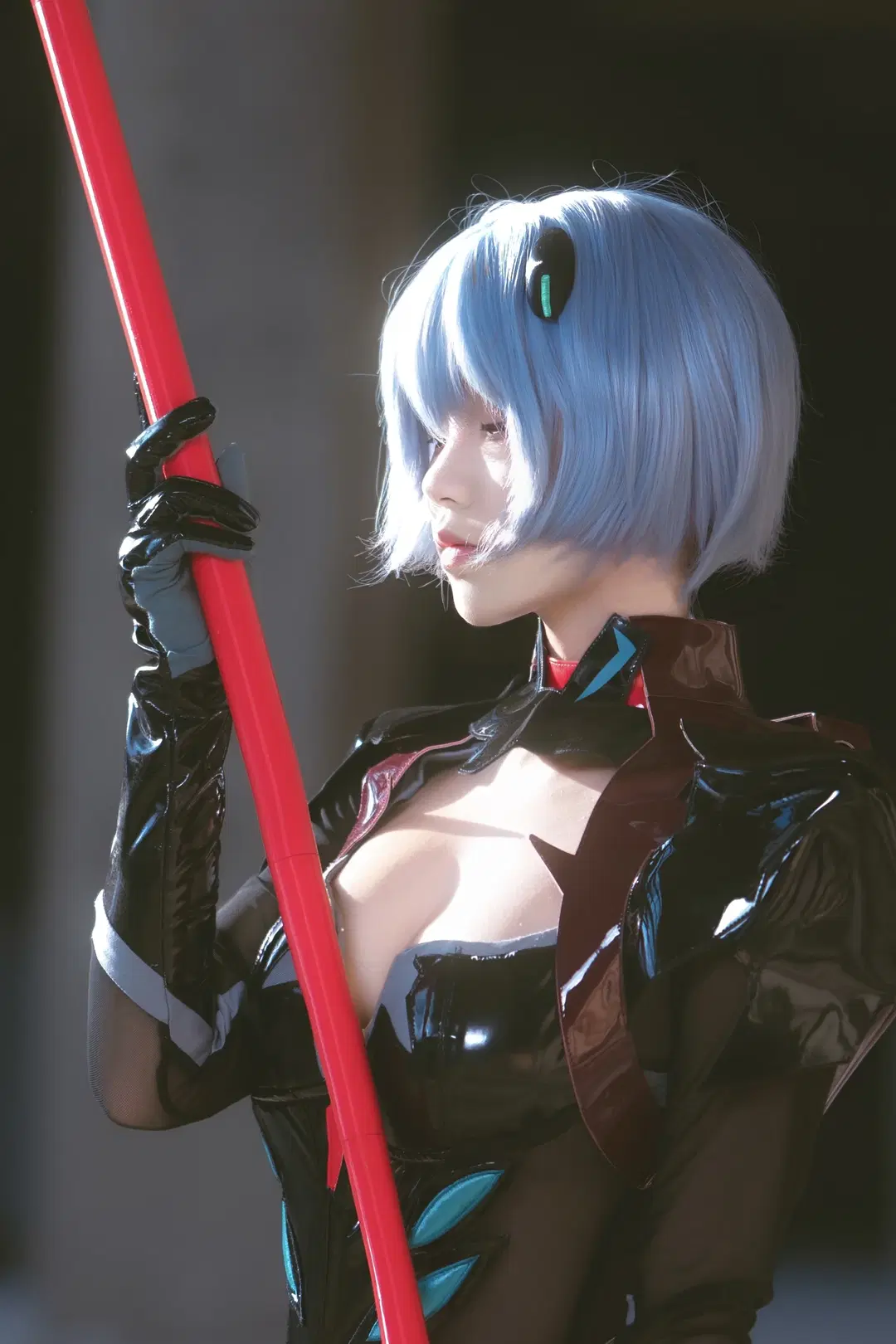 【綾波レイコスプレ】廃墟の光と影に佇むプラグスーツの戦闘記録 - 行云 - 5枚目
