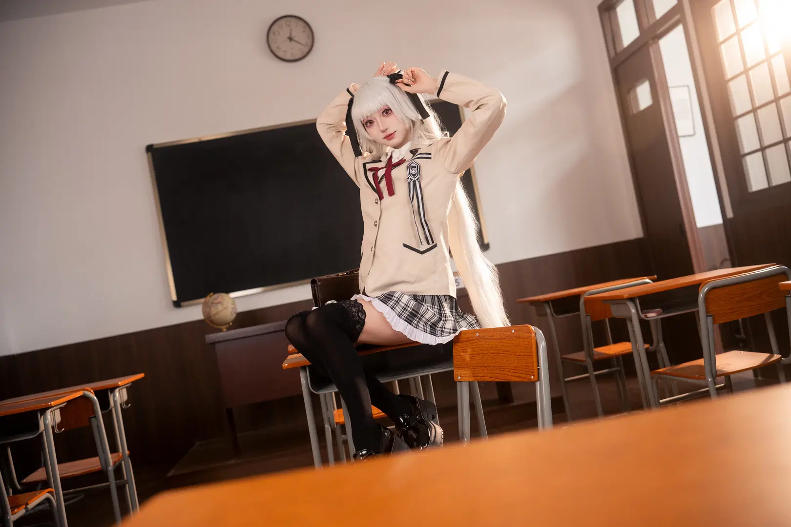 【篝之雾枝cos】美少女万华镜的教室光影记录 - 柏油小星瞳📸 - 第2张