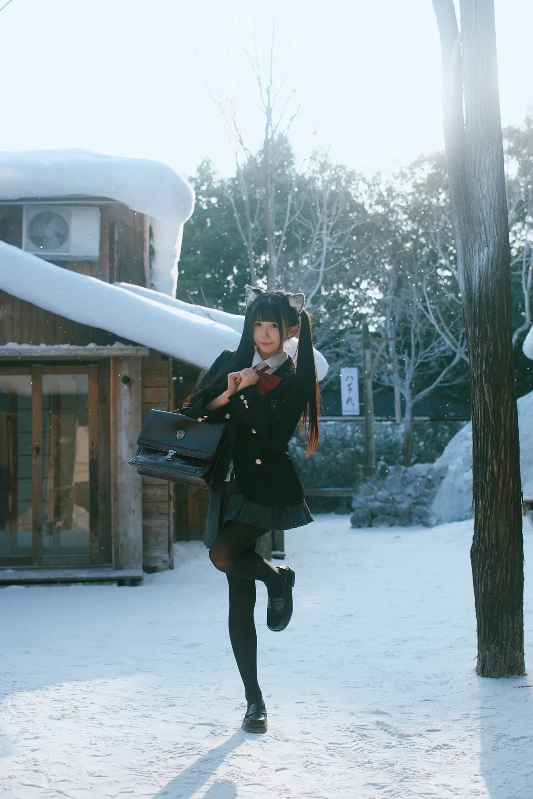 [Snow Country JK] Snow Country JK Uniform Photoshoot: Peak Winter vibes in First snow photography by 柏油小星瞳📸 - Image 10