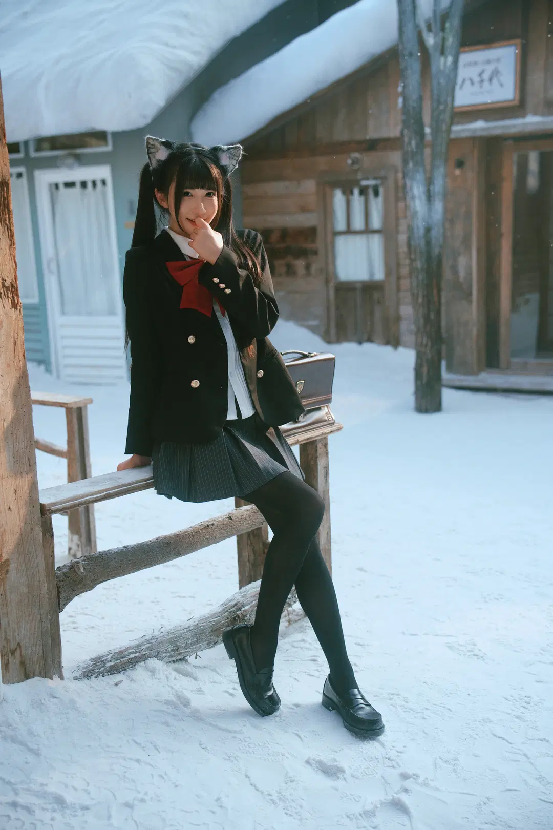 [Snow Country JK] Snow Country JK Uniform Photoshoot: Peak Winter vibes in First snow photography by 柏油小星瞳📸 - Image 6
