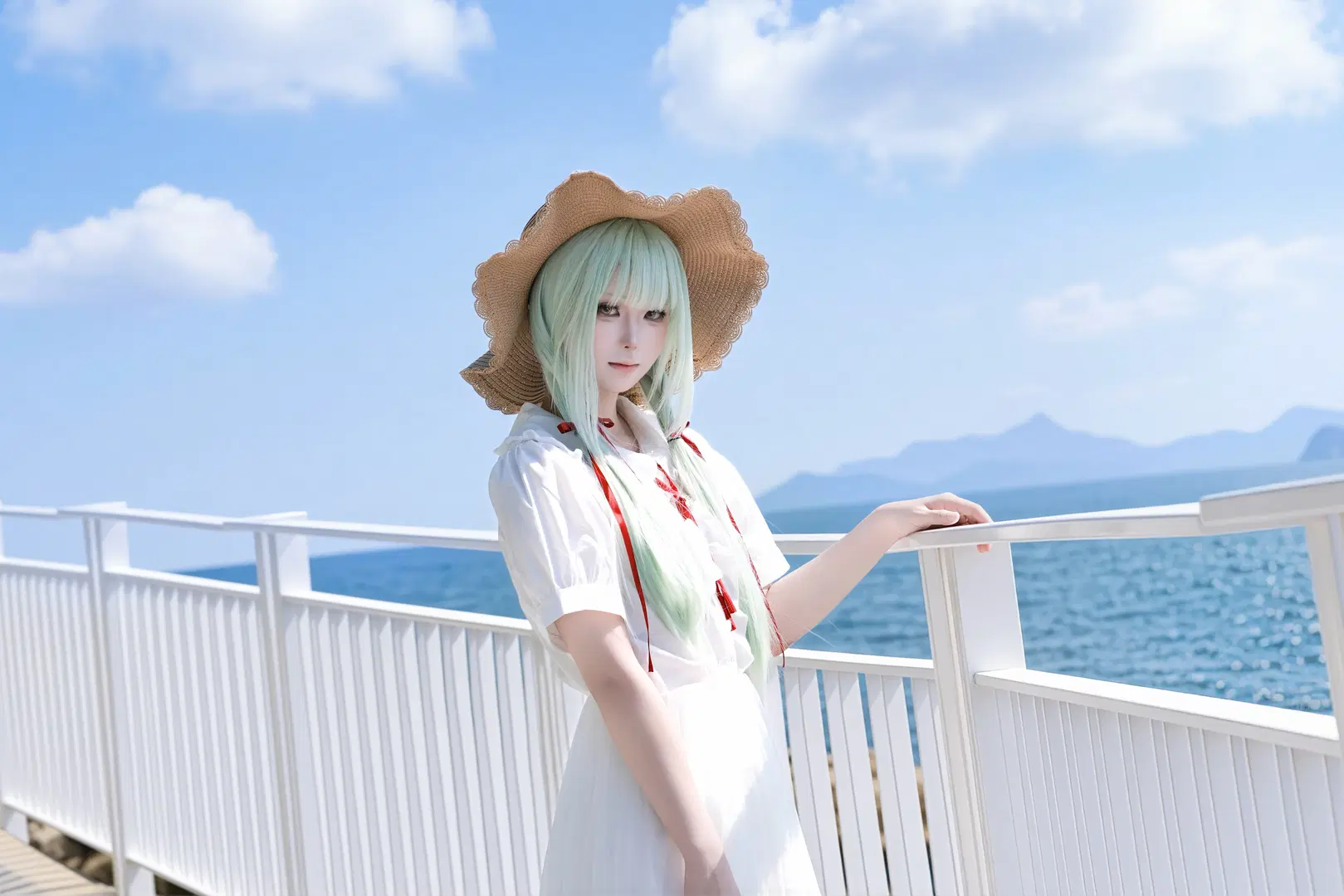 【若葉睦コスプレ】潮風と夏の白ワンピースが織りなす静謐の邂逅 - 真汐📷 - 6枚目