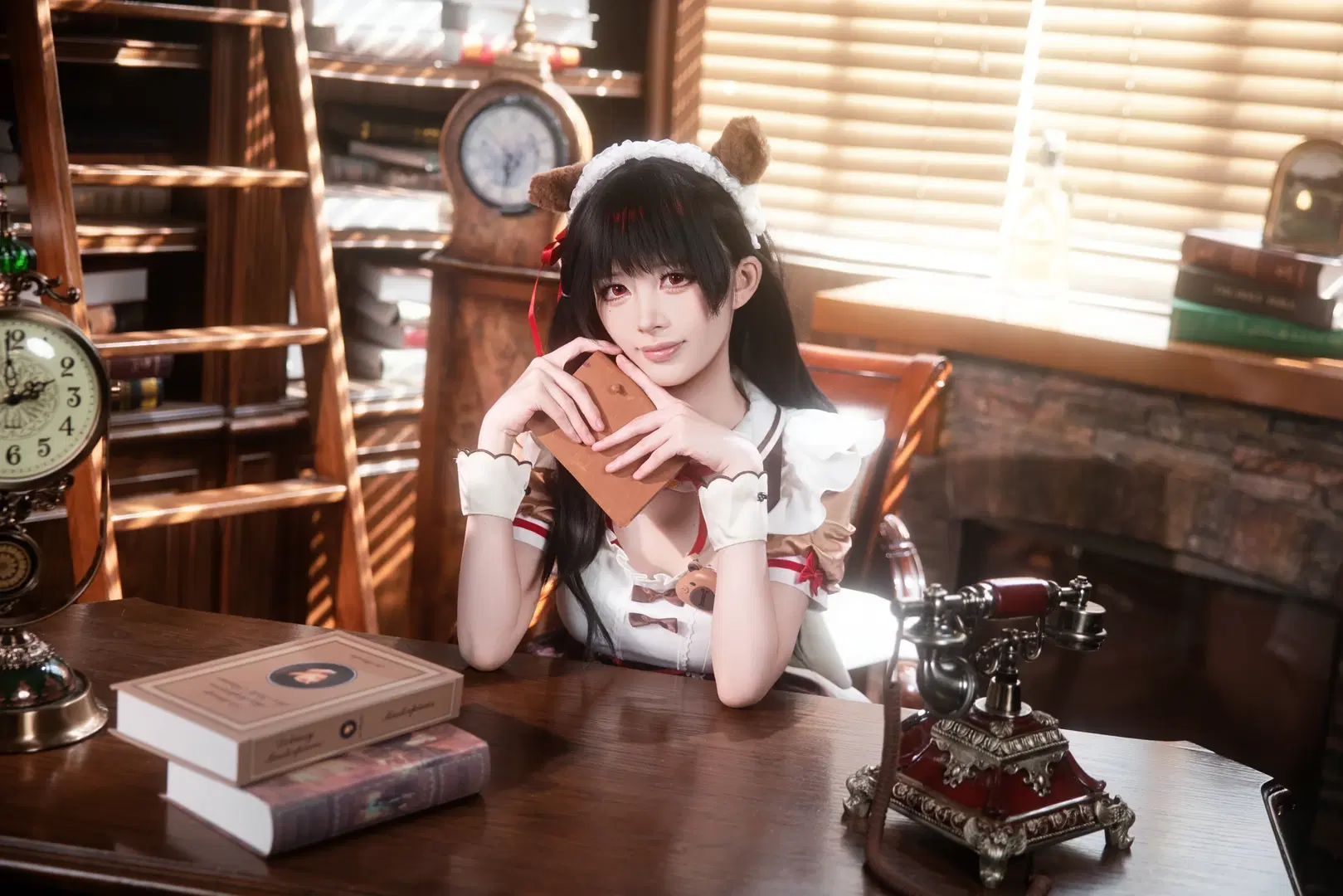[Chisa cosplay] Wuthering Waves Chisa in Maid Outfit: A Languid Afternoon in a Vintage Study by 小羊不困（无限限流版，求关注求点赞） - Image 3