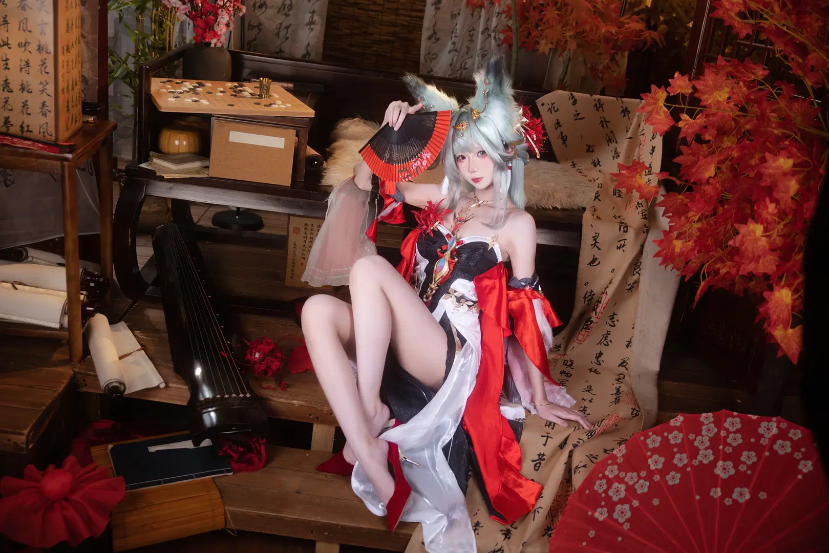 【フローヴァ コスプレ】『鳴潮』シンゲツコ（心月狐）の装い、赤と黒が織りなす国風の情緒美 - 小羊不困（无限限流版，求关注求点赞） - 2枚目