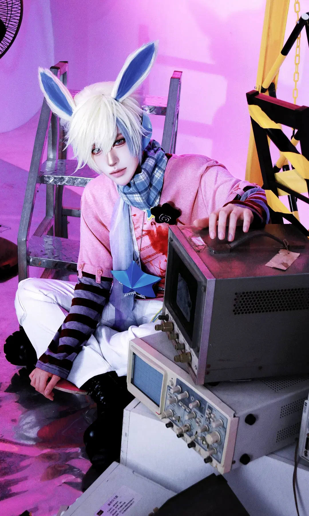 ロック王国エルフ擬人化 青白の獣耳とレトロインダストリアル調の衝突 - DEMON（摄影版📷） - 2枚目