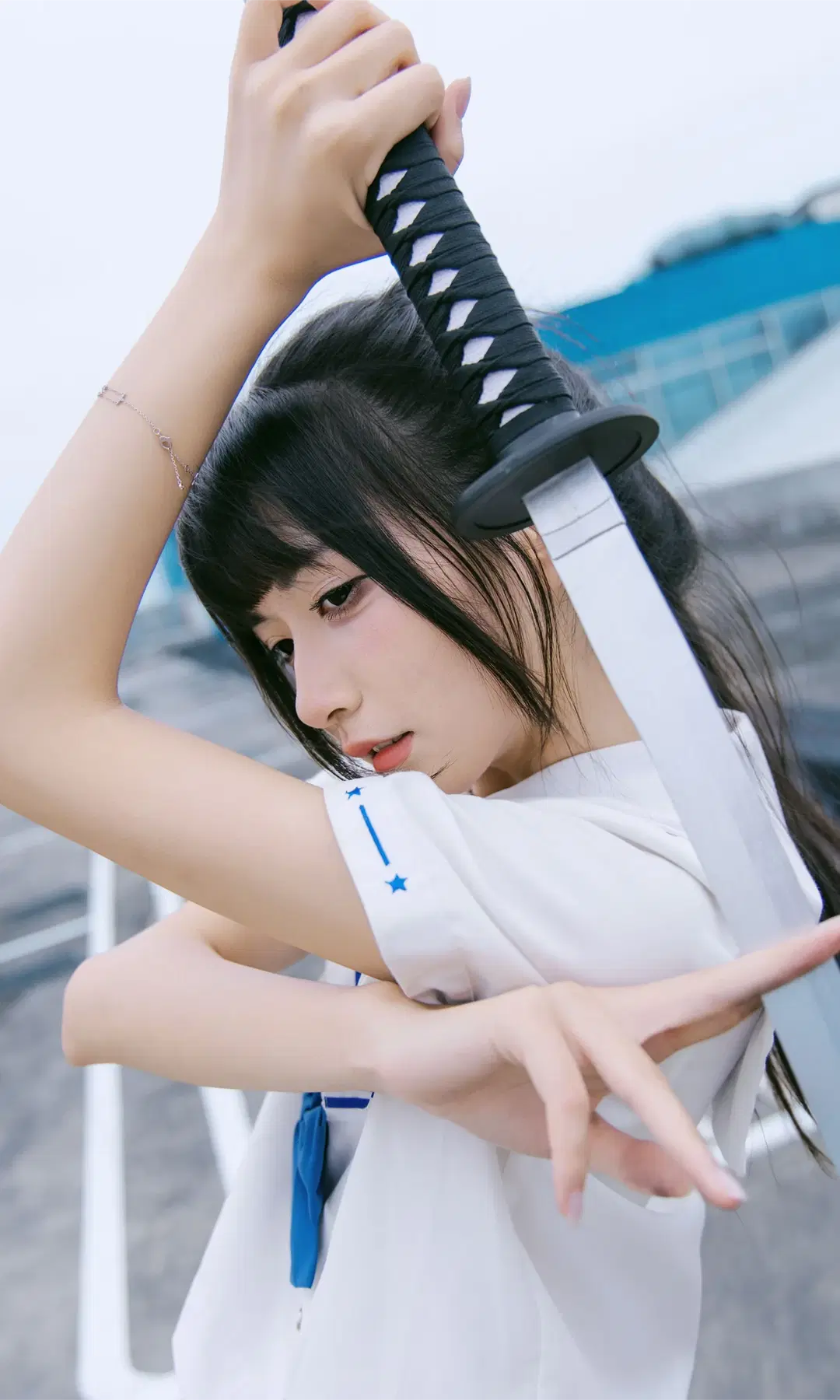 The season for JK uniforms has arrived: Sailor outfit and red baseball bat Anime-style photography by Fe - Image 9