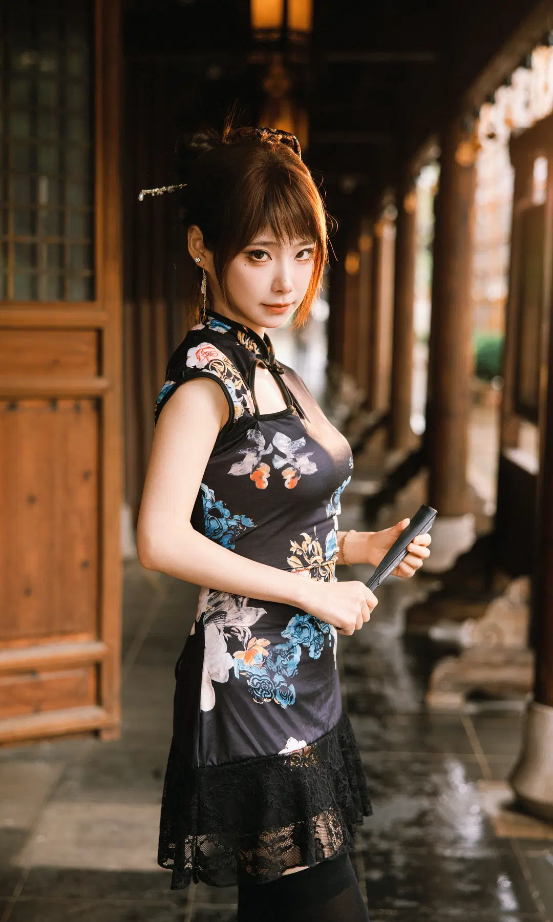 二次元摄影, 黑丝穿搭, 旗袍写真, 寺庙旅行, 民国风