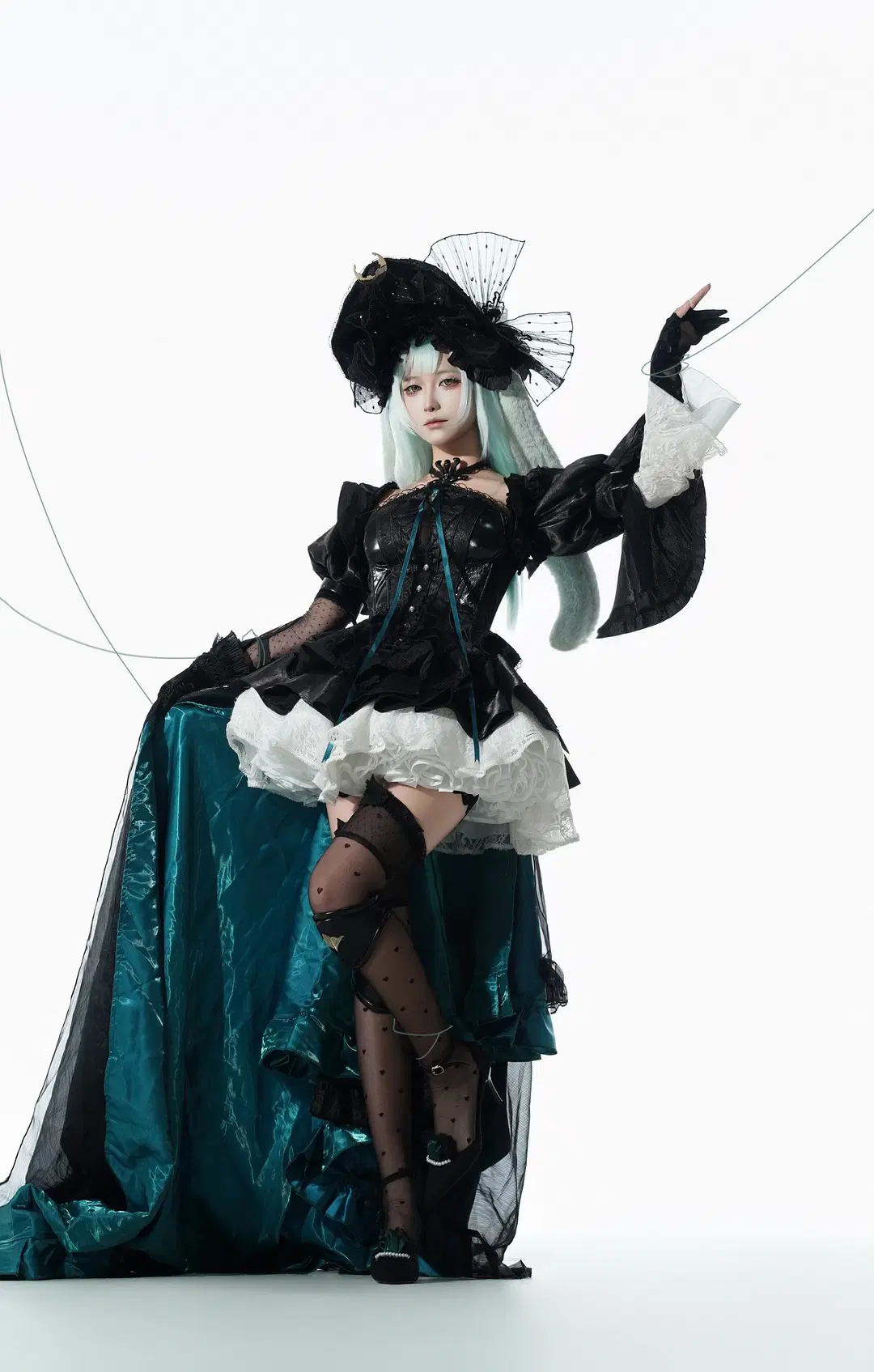 Convention photos, Identity V, Independent travel, Stockings, Perfumer Lico cosplay