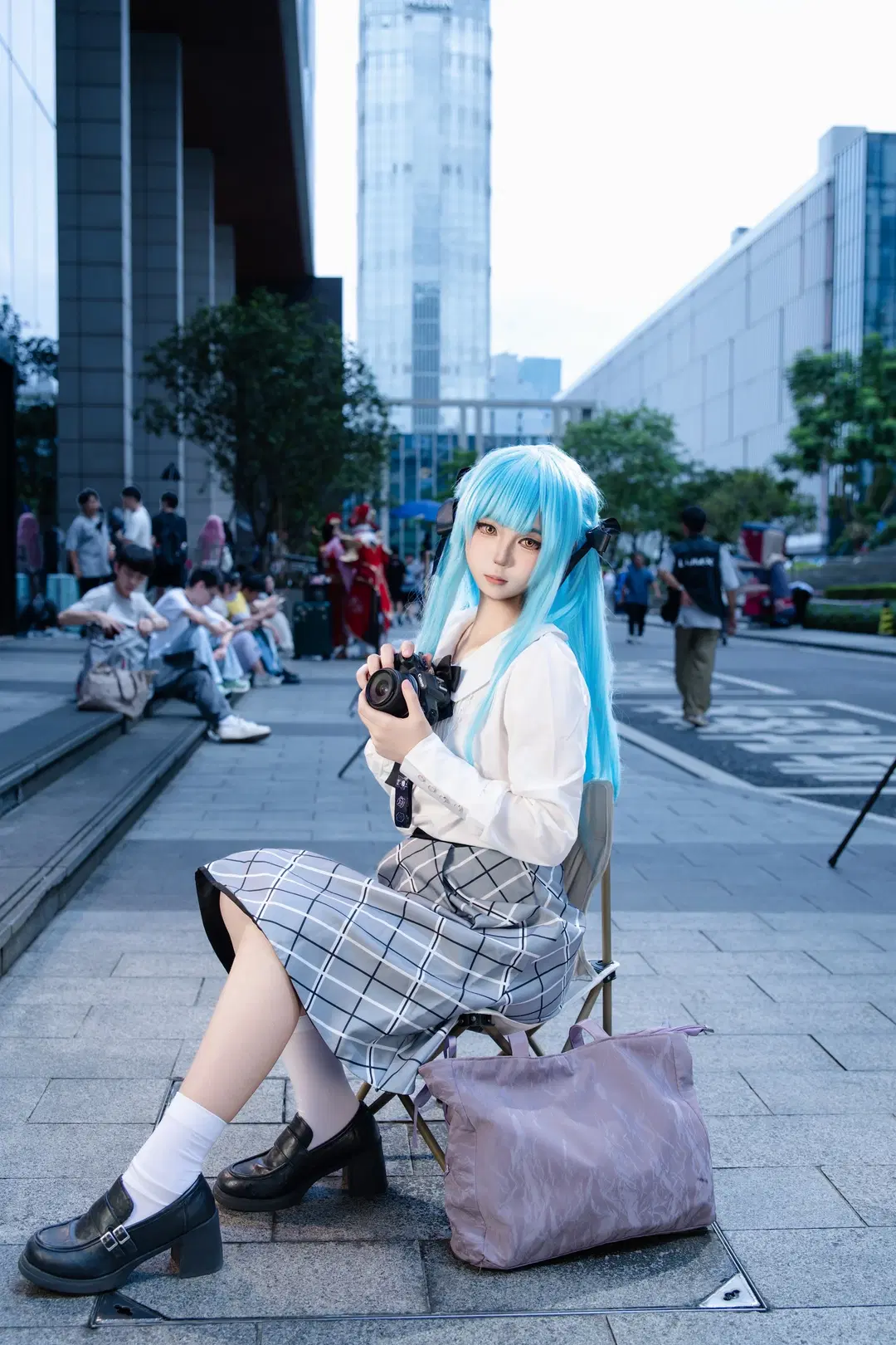 Sakiko Toyokawa cosplay, Convention photos, Anime cosplayer, Ave Mujica, white crew socks