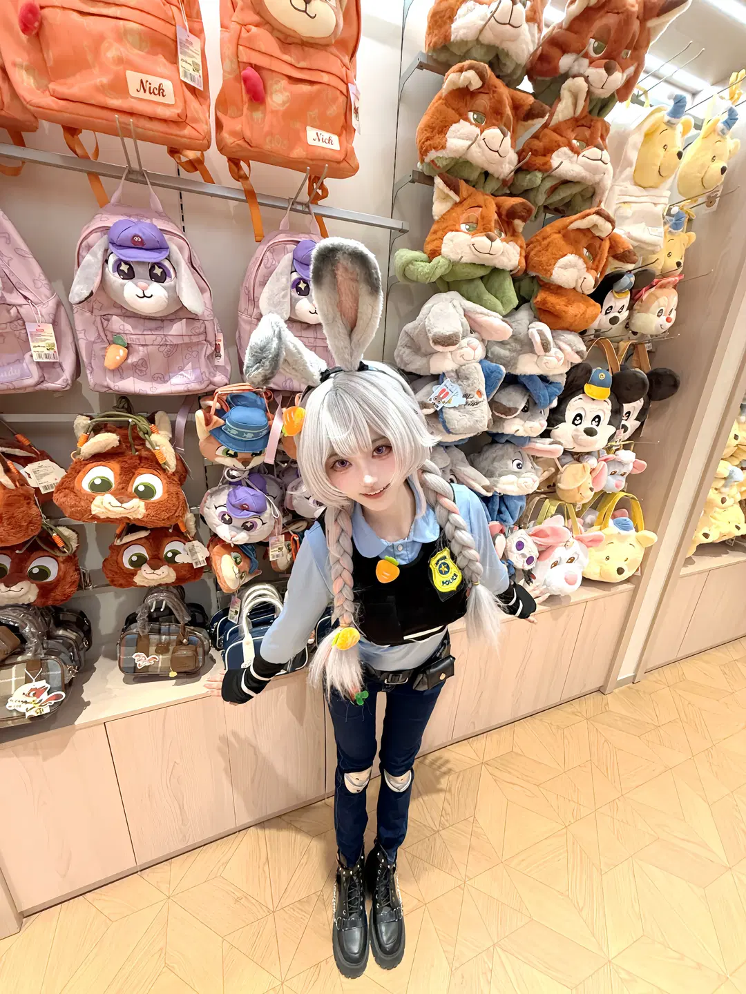 Judy cosplay: Zootopia MINISO store tour check-in at Jilin Fortune Plaza by 楚漓 - Image 3