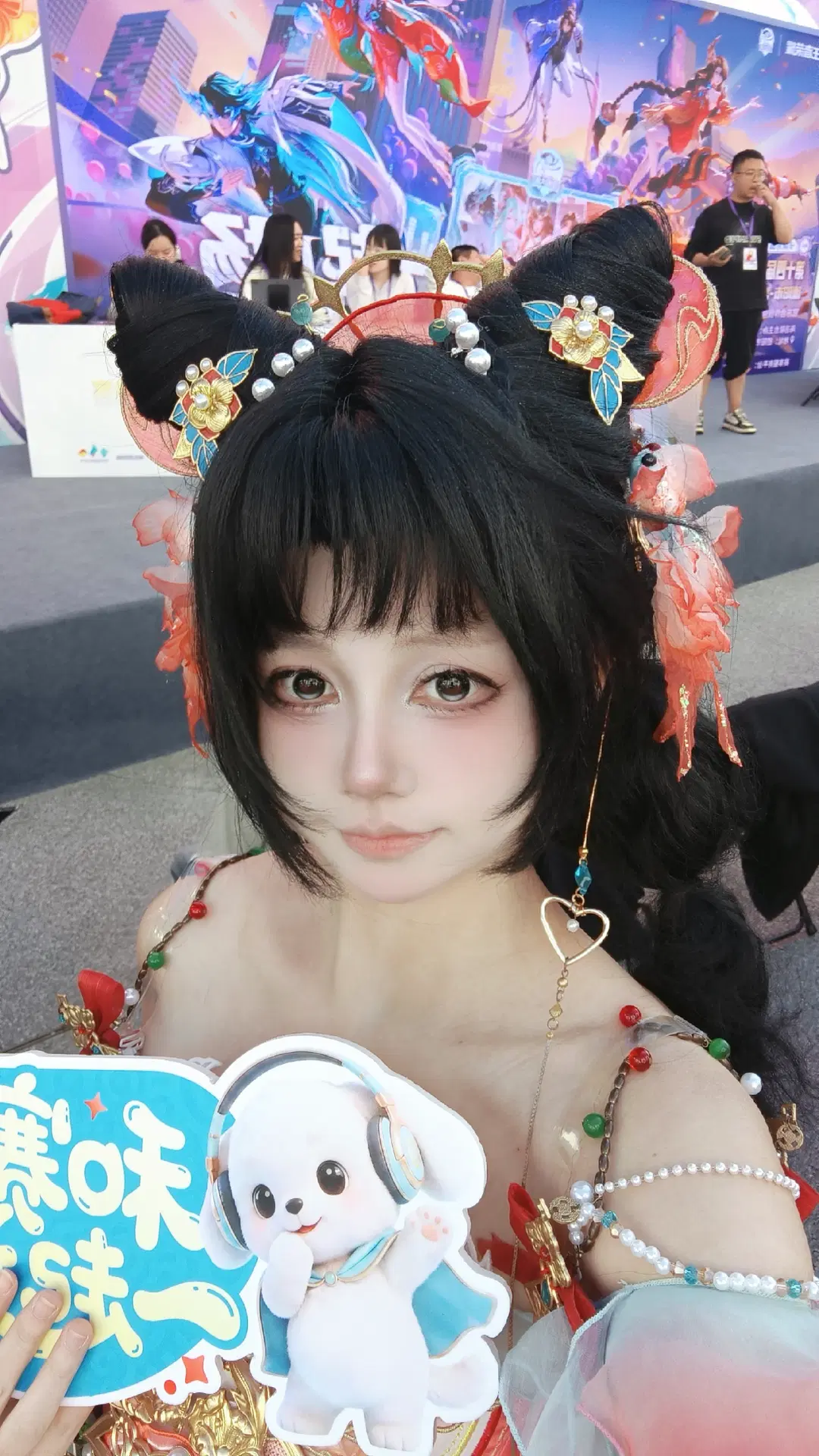 漫展返图, cosplay分享, 原创妆造, 凯州音乐山谷, 红白毛绒斗篷