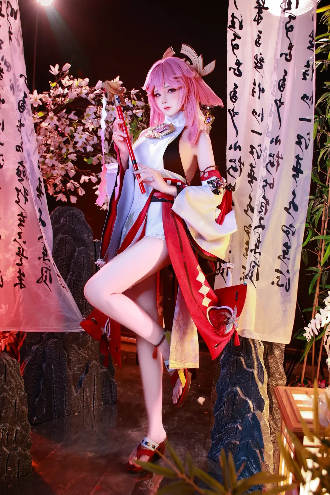 【八重神子 コスプレ】『原神』八重神子の初期衣装を3回目の撮影、今なお色褪せない美しさ - 喵叽neiko - 2枚目