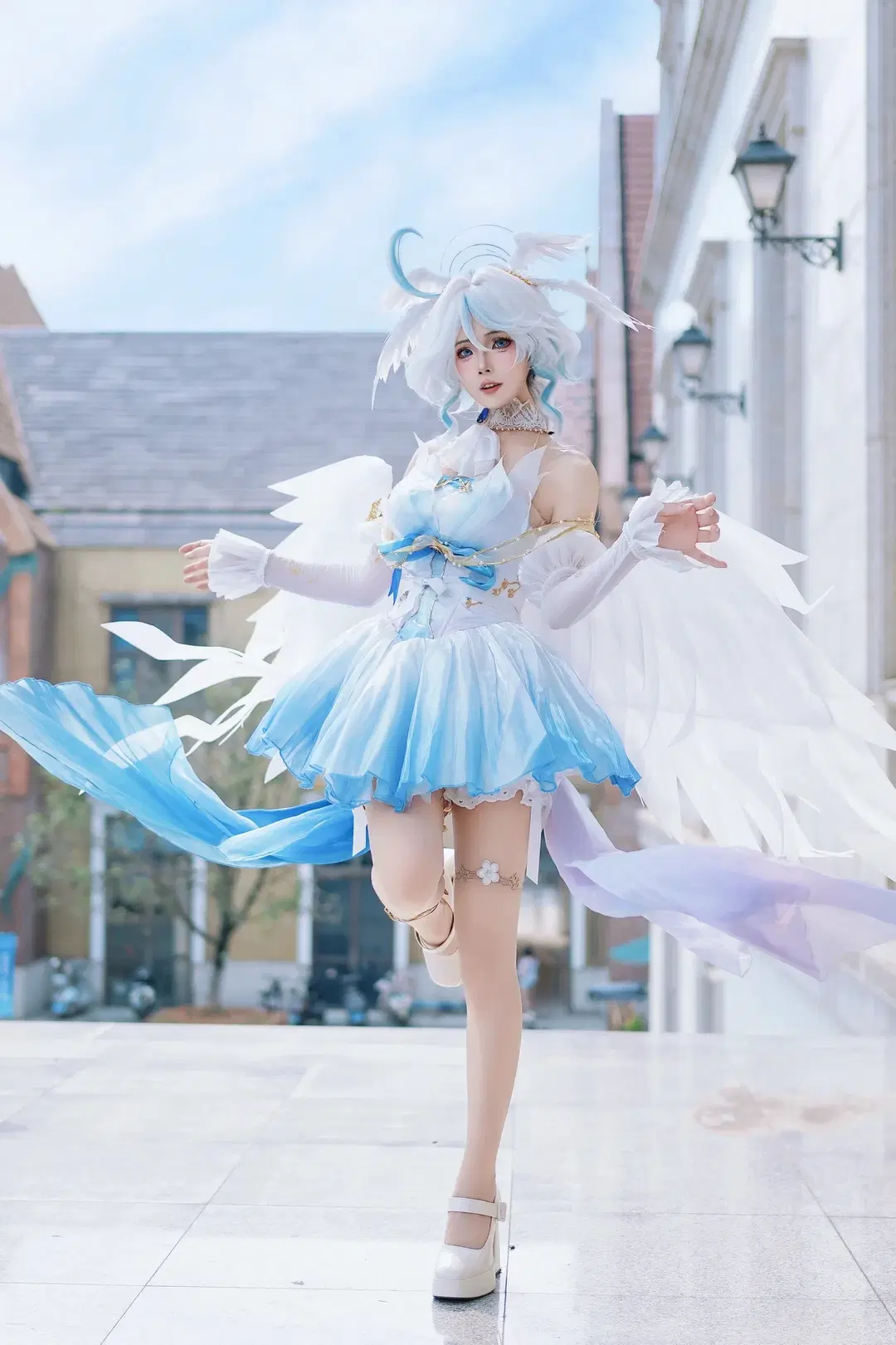 【芙宁娜cos】原神水神的蓝白梦境，还原度极高的外景正片 - 喵叽neiko - 第11张